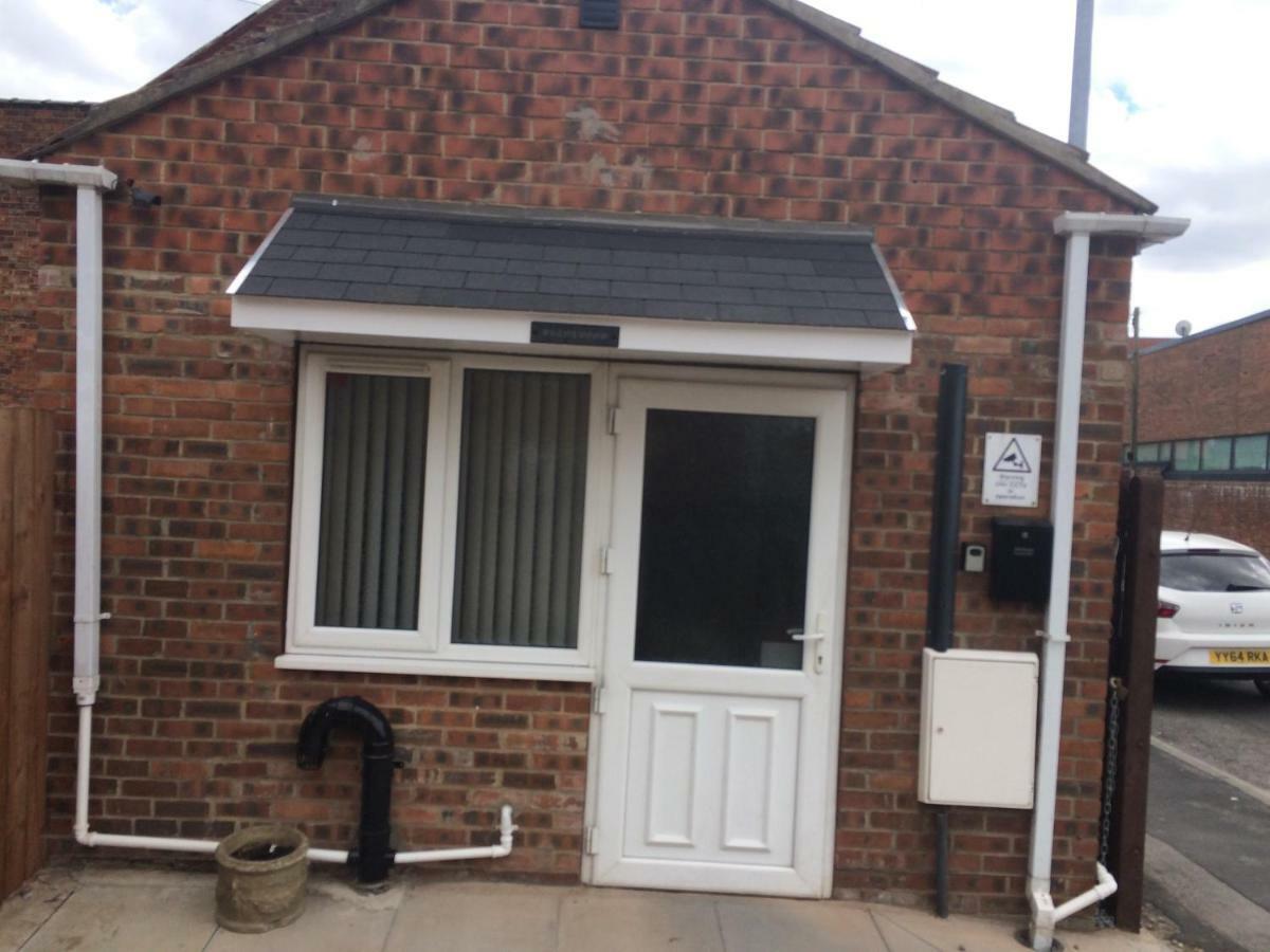 Brentwood Villa Beverley Exterior photo